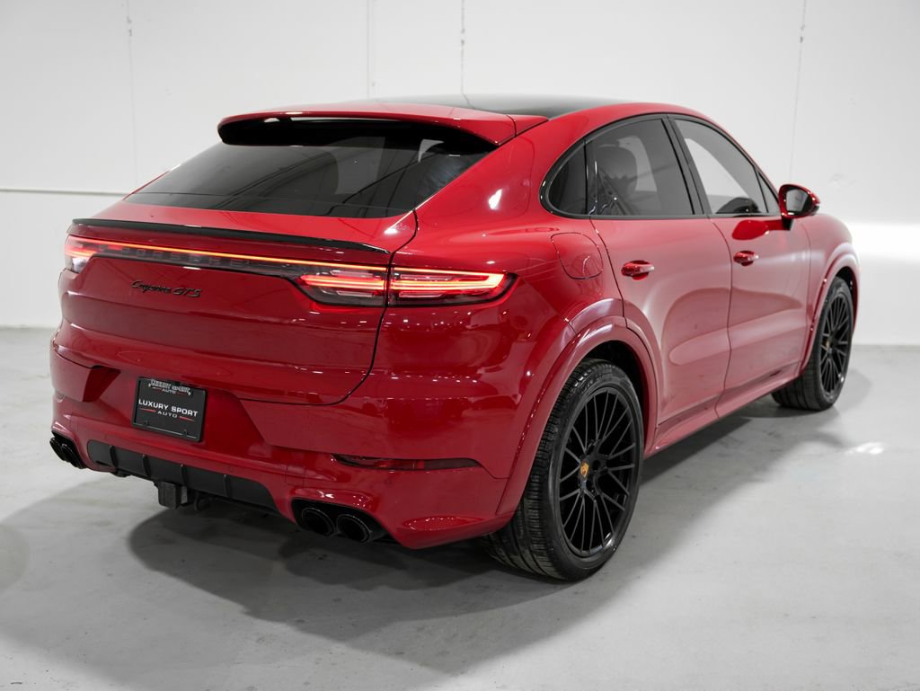 Used 2023 Porsche Cayenne GTS AWD/4WD image 6