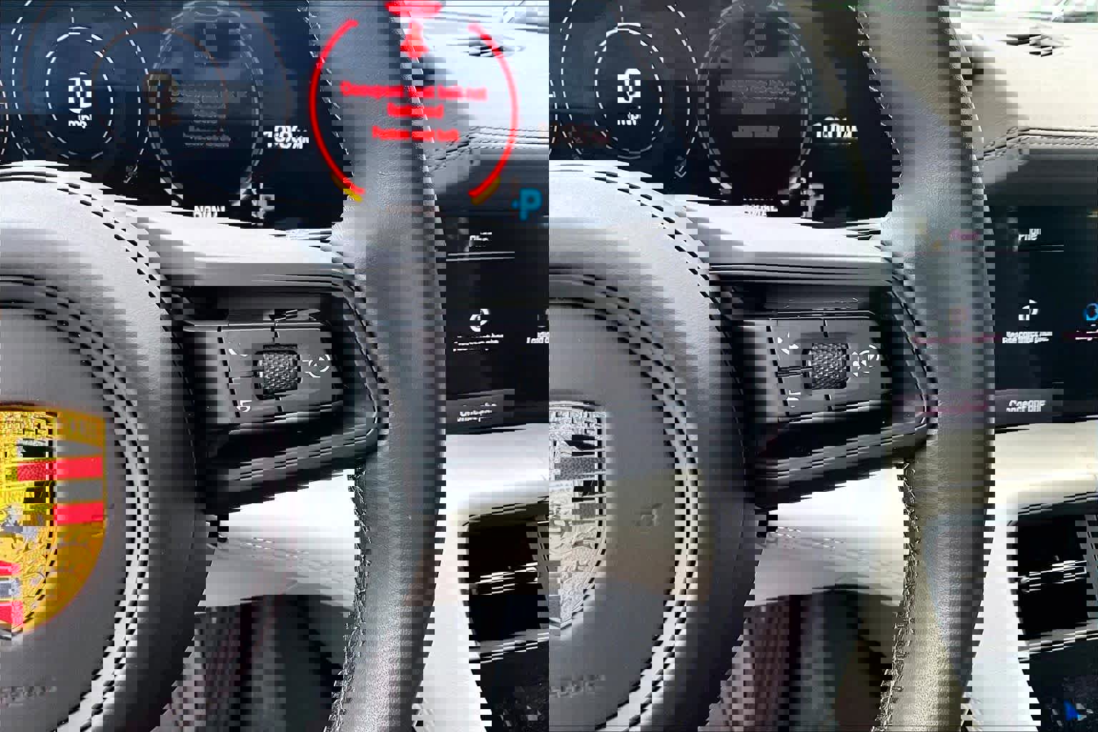 Used 2022 Porsche Taycan 4 Cross Turismo image 24