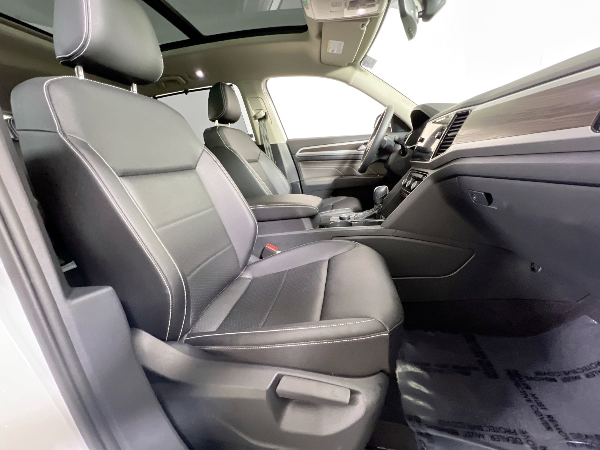 Used 2023 Volkswagen Atlas SE AWD/4WD image 29