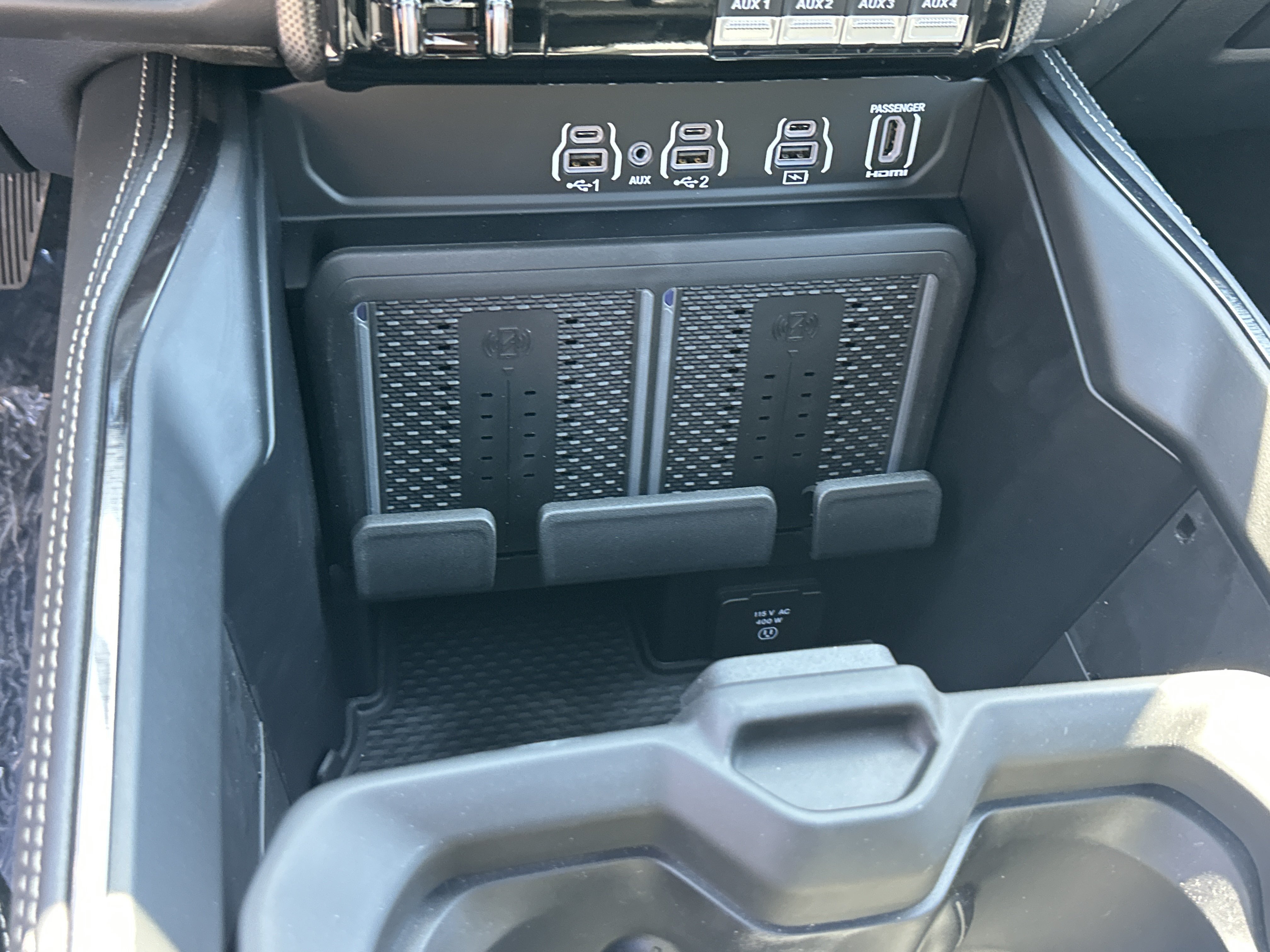 New 2026 RAM 3500 Limited AWD/4WD image 5