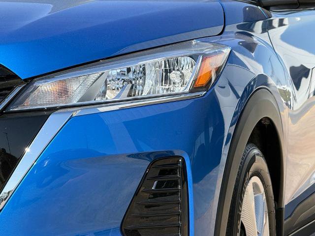 Certified 2025 Nissan Kicks Play S image 5