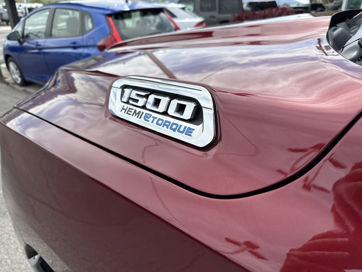 Used 2023 RAM 1500 Laramie image 9