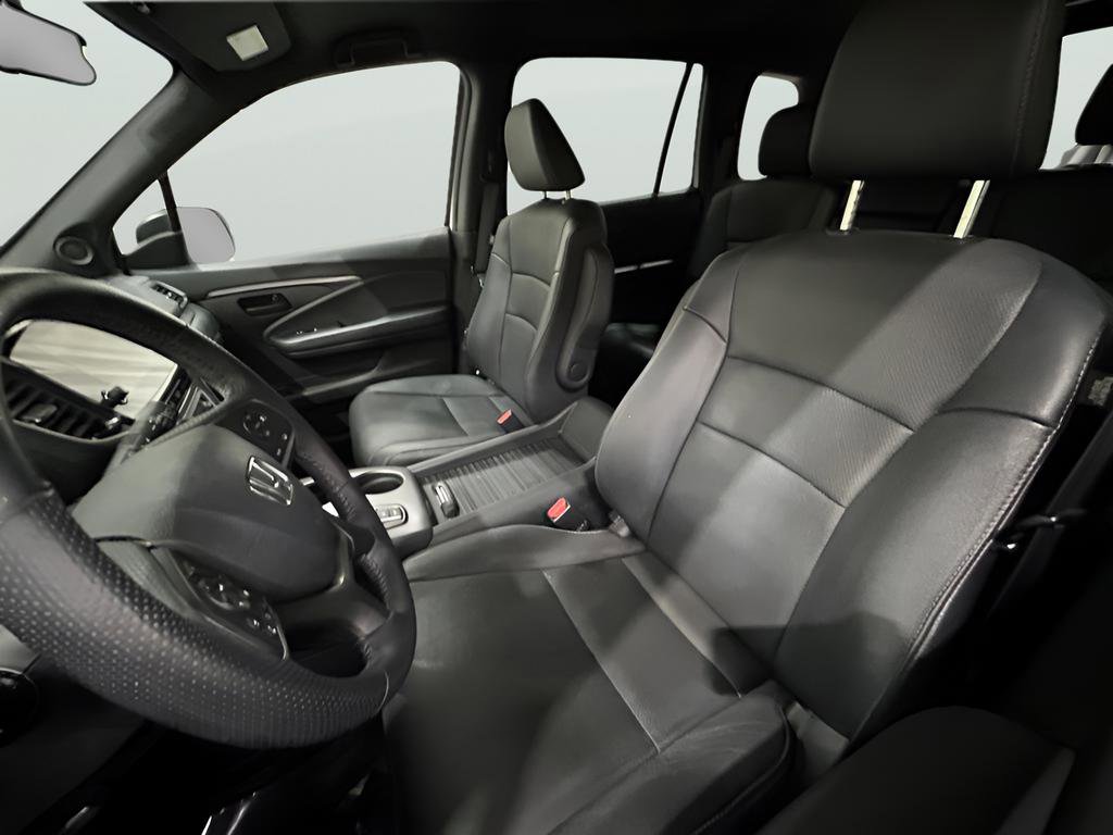 Used 2023 Honda Passport EX-L image 24