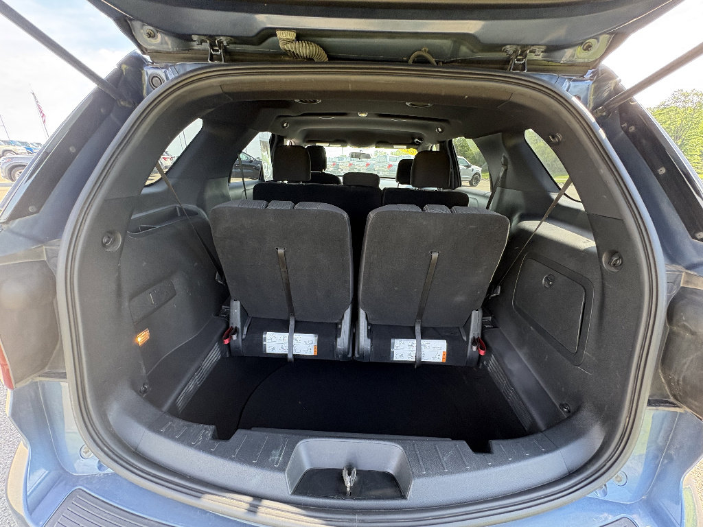Used 2018 Ford Explorer XLT AWD/4WD image 15