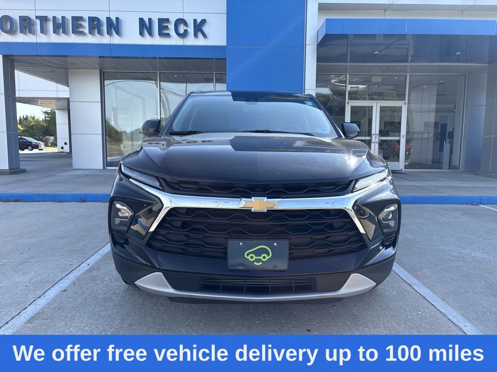 Certified 2025 Chevrolet Blazer LT AWD/4WD image 3