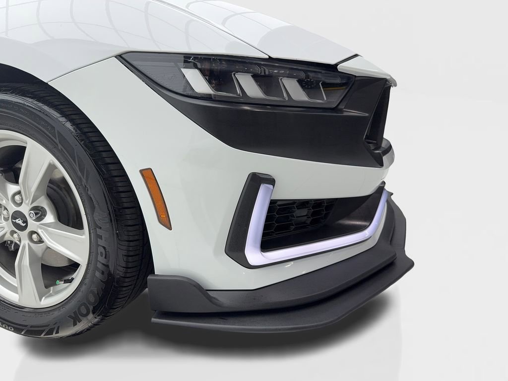 Used 2024 Ford Mustang EcoBoost image 43