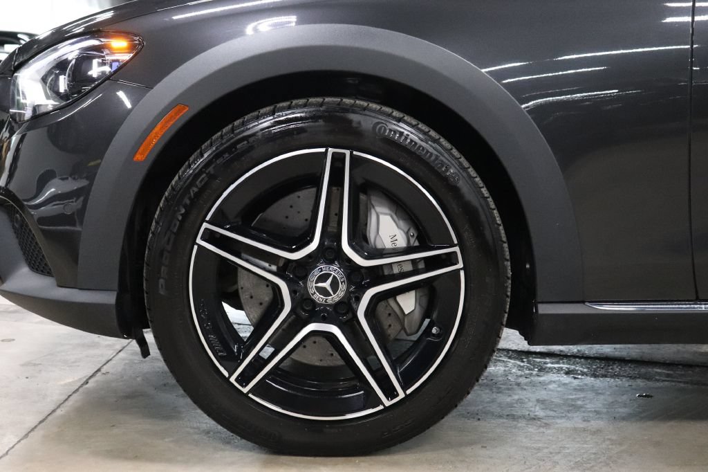 Used 2021 Mercedes-Benz E 450 4MATIC All-Terrain Wagon image 34