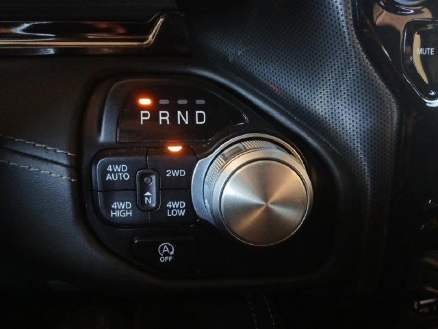 Used 2023 RAM 1500 Limited w/ Body Color Bumper Group AWD/4WD image 9