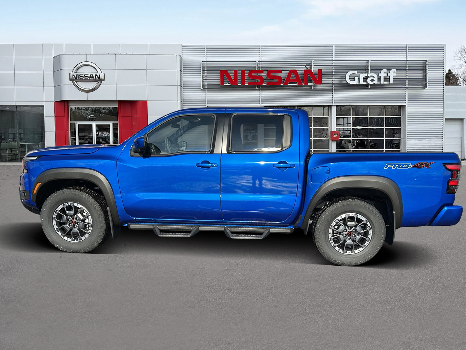 New 2026 Nissan Frontier PRO-4X w/ Pro-4x Convenience Package