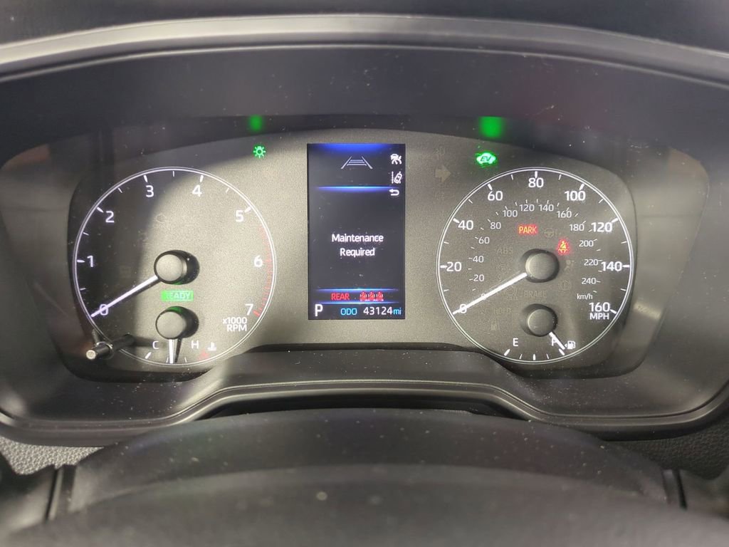 Used 2023 Toyota Corolla LE image 33