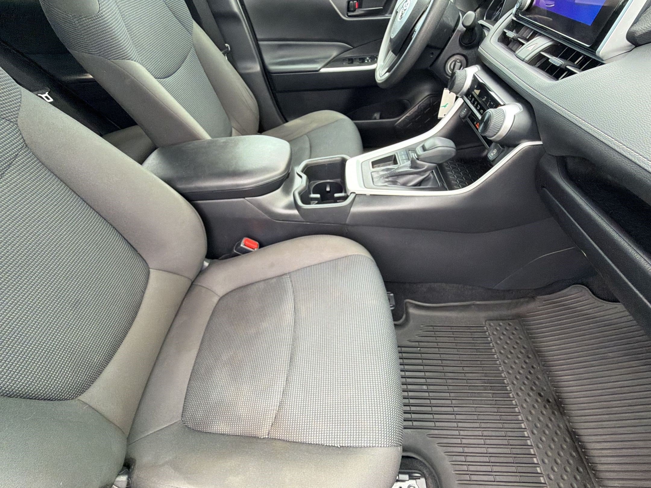 Certified 2024 Toyota RAV4 LE FWD image 23