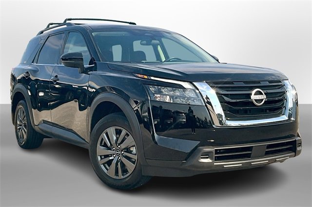 Certified 2024 Nissan Pathfinder SV