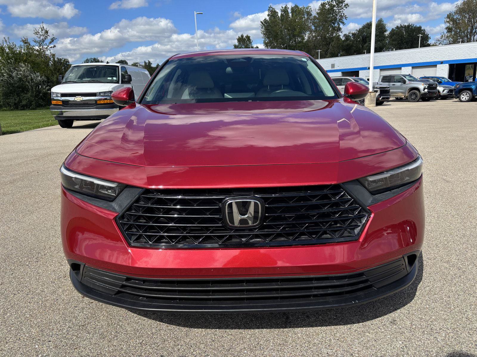 Used 2025 Honda Accord LX image 8