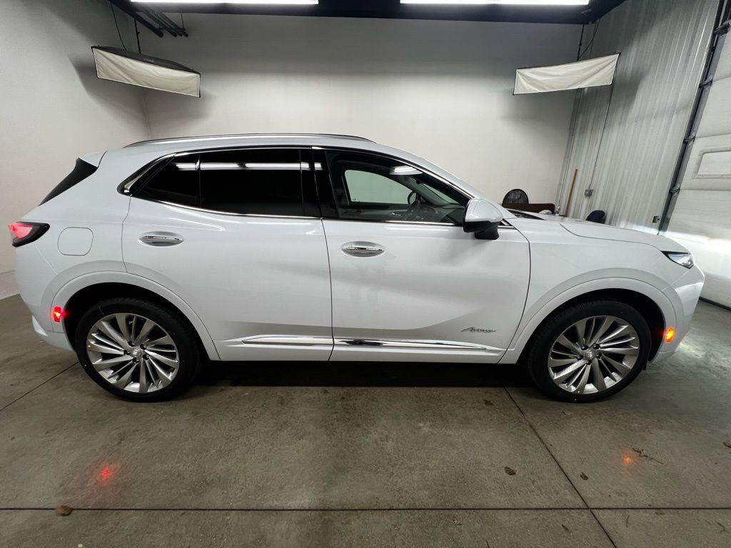 New 2026 Buick Envision Avenir image 3