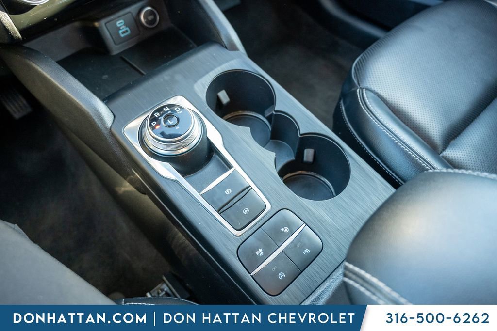 Used 2021 Ford Escape Titanium image 13