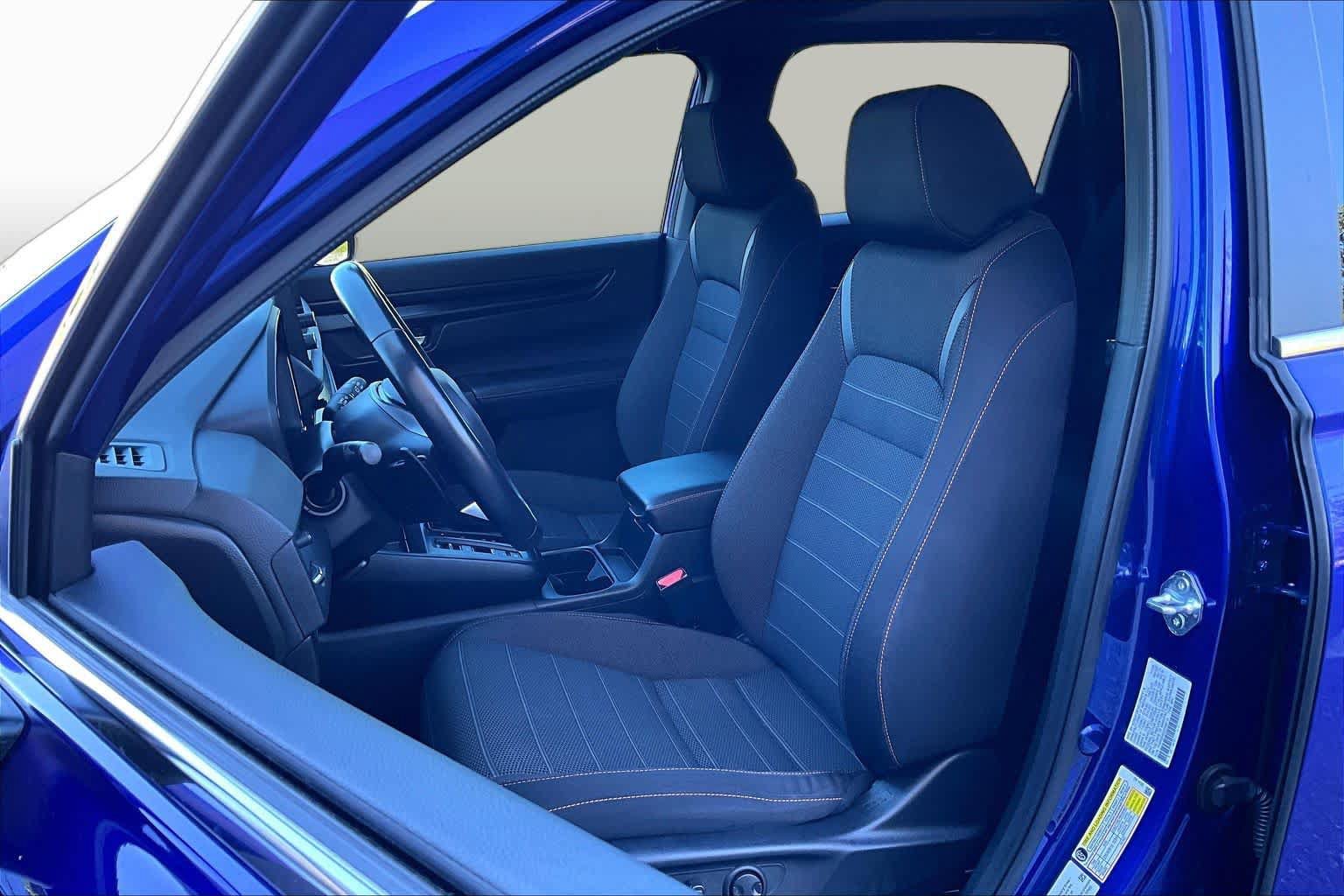 Used 2025 Honda CR-V Sport image 9