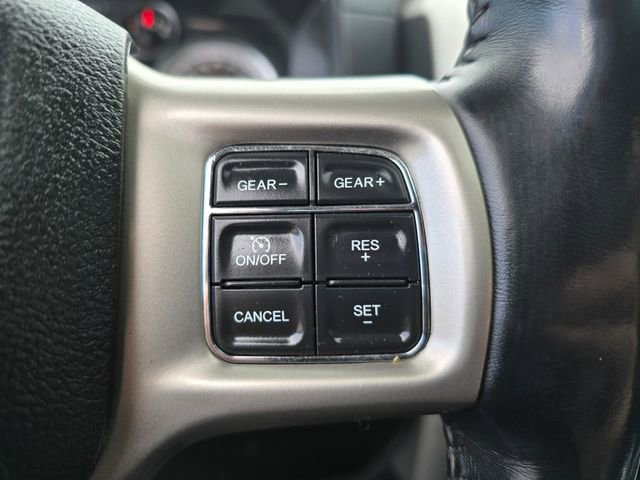 Used 2017 RAM 1500 Laramie w/ Convenience Group image 24