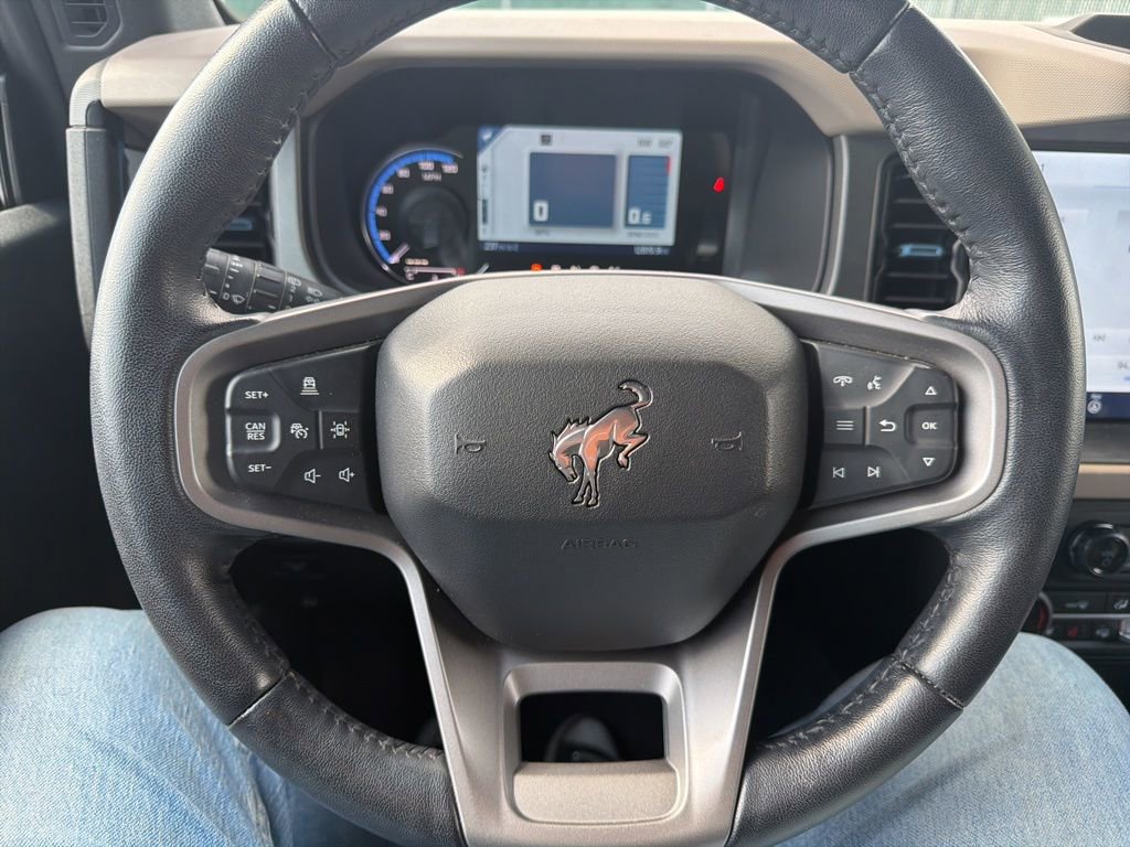 Used 2024 Ford Bronco Wildtrak image 14