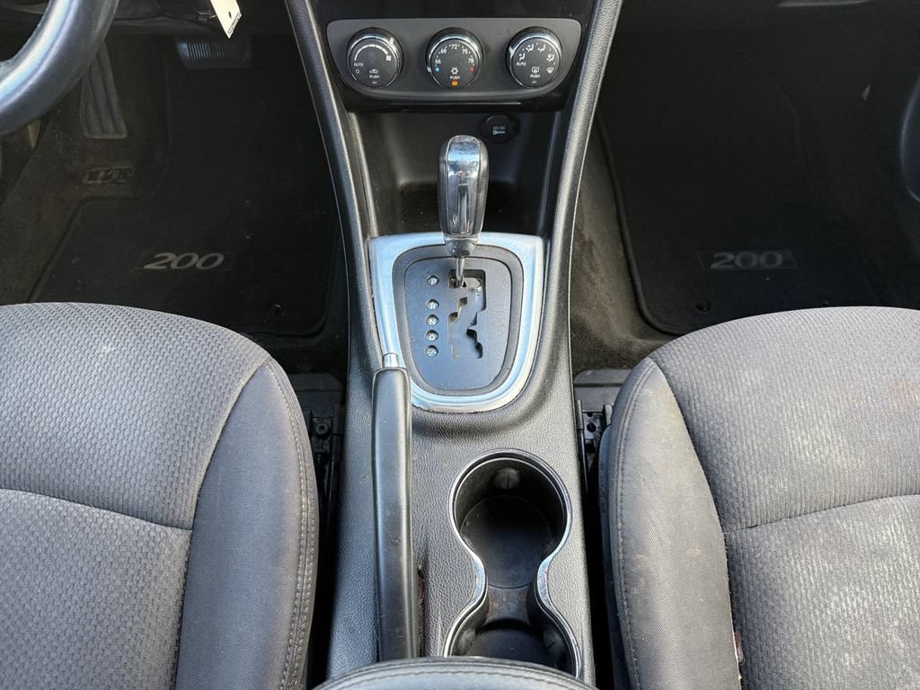 Used 2014 Chrysler 200 Touring FWD image 15