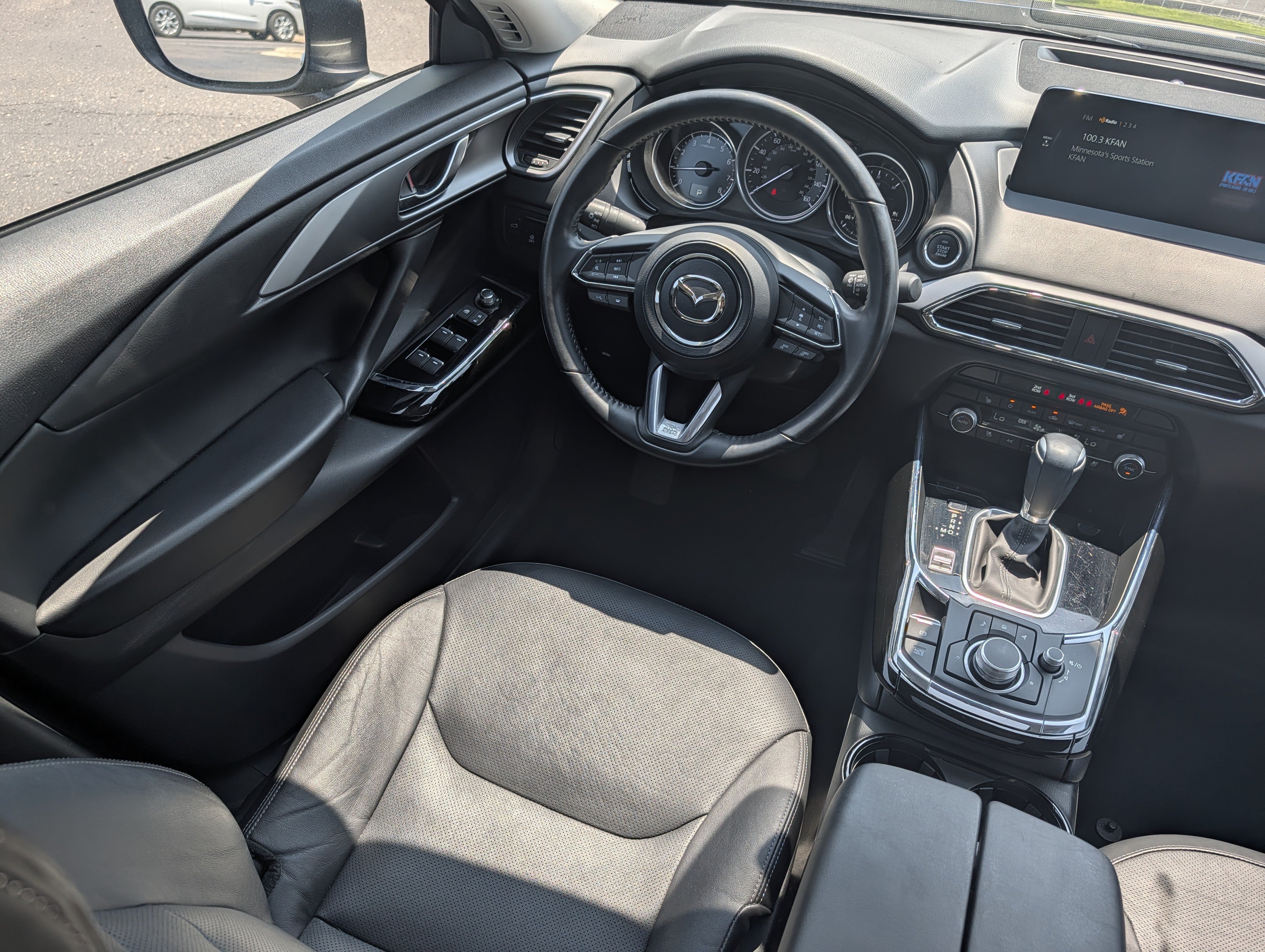 Used 2023 MAZDA CX-9 Touring Plus AWD/4WD image 9