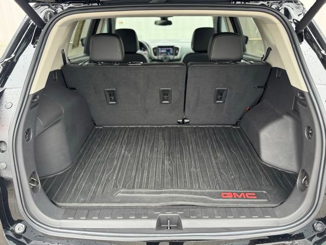 Used 2024 GMC Terrain Denali w/ Denali Premium Package image 7