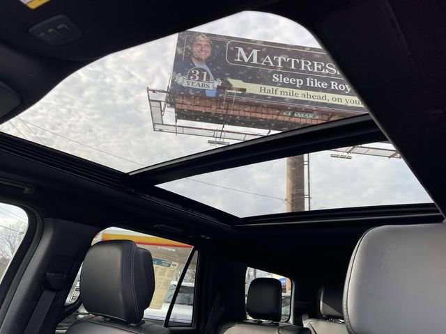 New 2026 Ford Expedition Platinum w/ Stealth Performance Package image 27