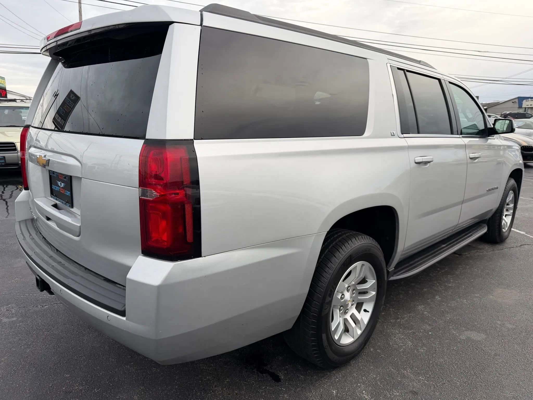 Used 2019 Chevrolet Suburban LT AWD/4WD image 64