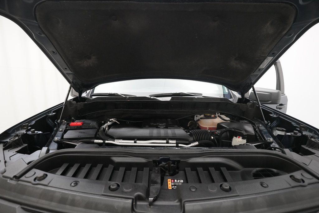 Used 2022 Chevrolet Silverado 1500 Custom image 3