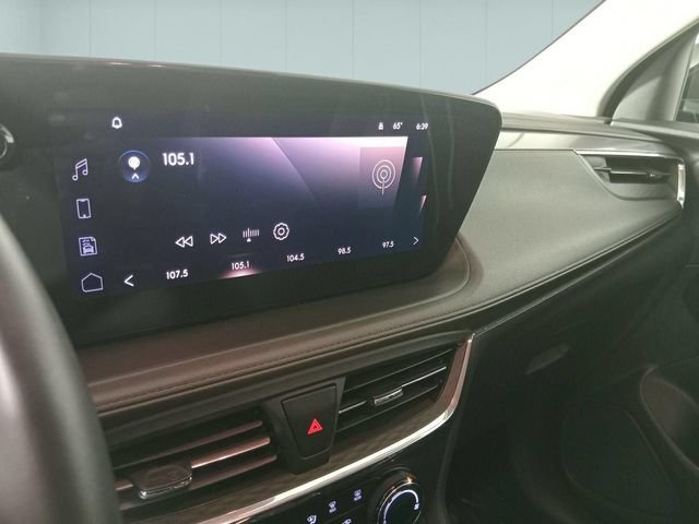 Used 2025 Buick Encore GX Preferred AWD/4WD image 13