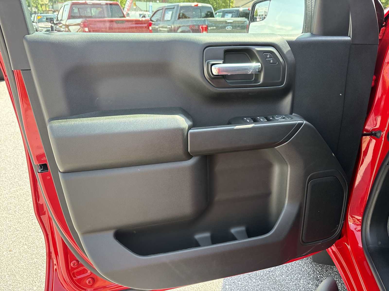 New 2026 Chevrolet Silverado 1500 Custom w/ Turbomax Blackout Package AWD/4WD image 21