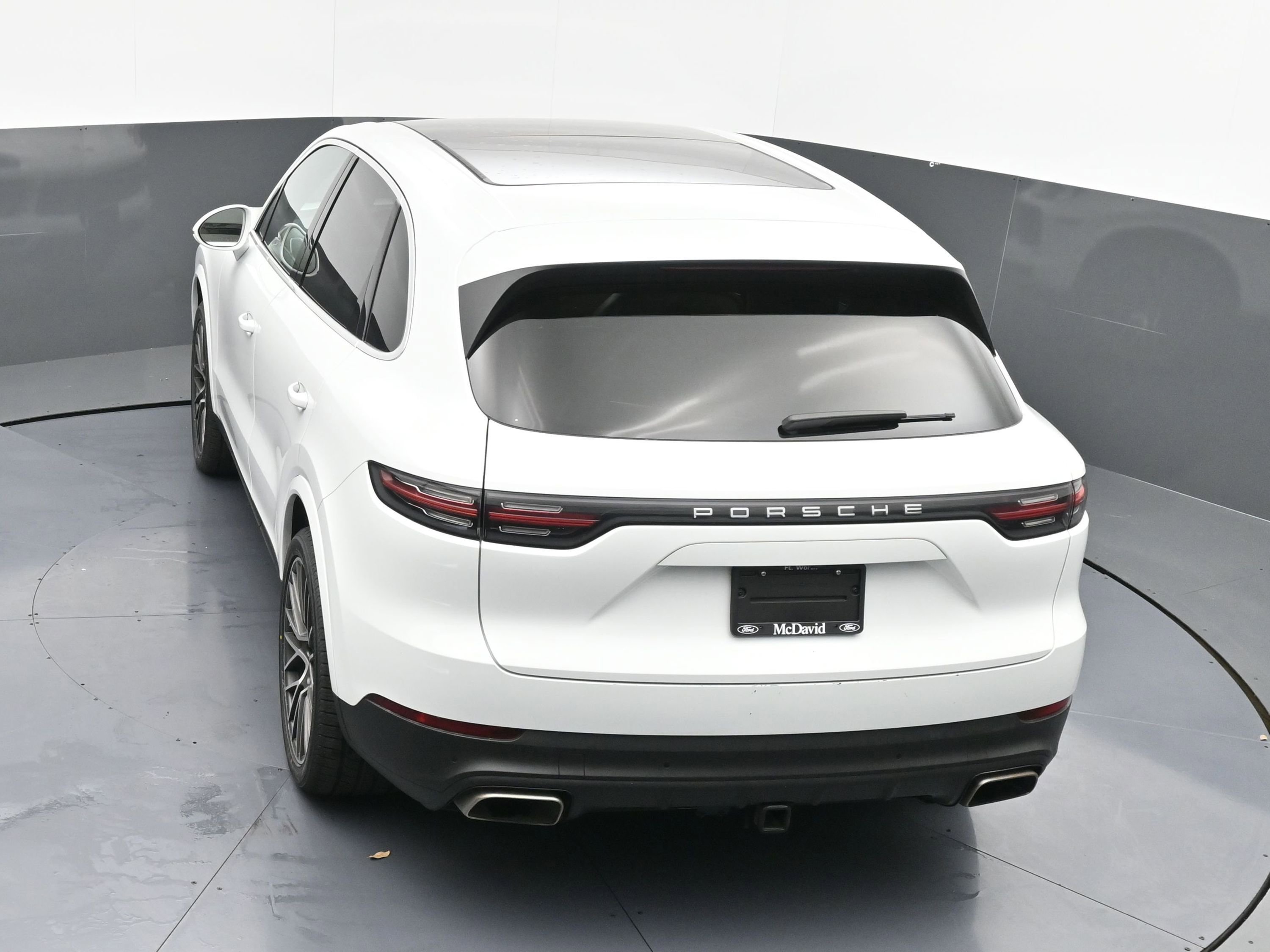 Used 2022 Porsche Cayenne image 41