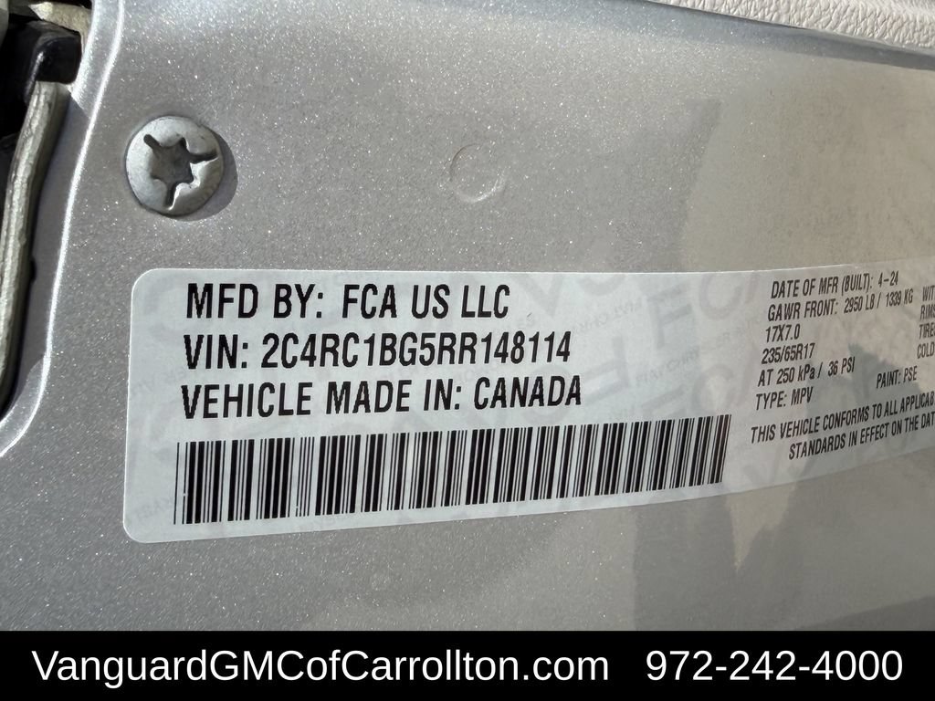 Used 2024 Chrysler Pacifica Touring-L FWD image 35