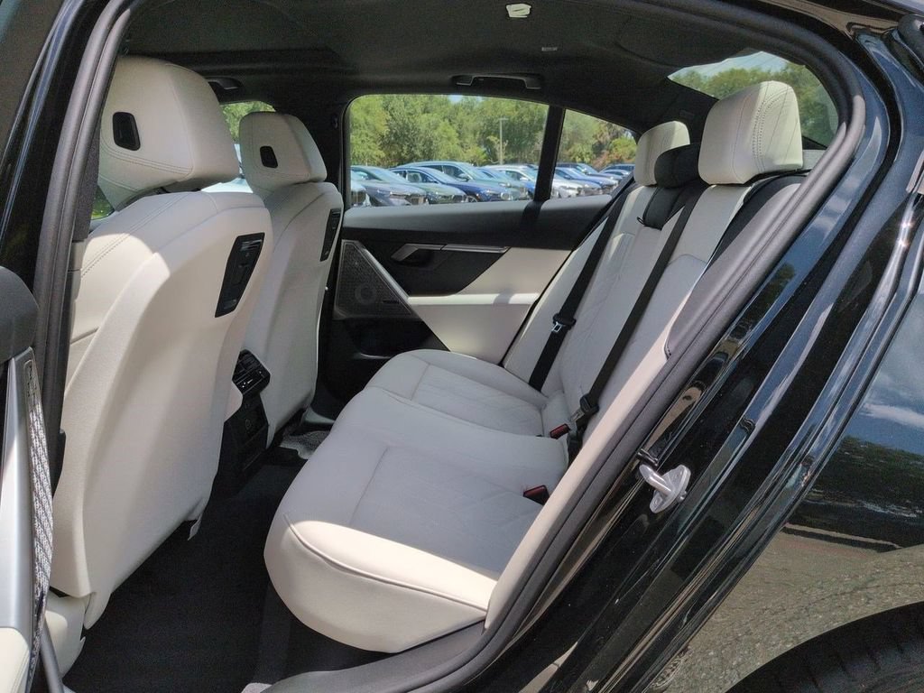 New 2027 BMW 530i w/ M Sport Package RWD image 14