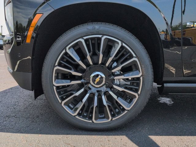 New 2026 Chevrolet Suburban High Country AWD/4WD image 36
