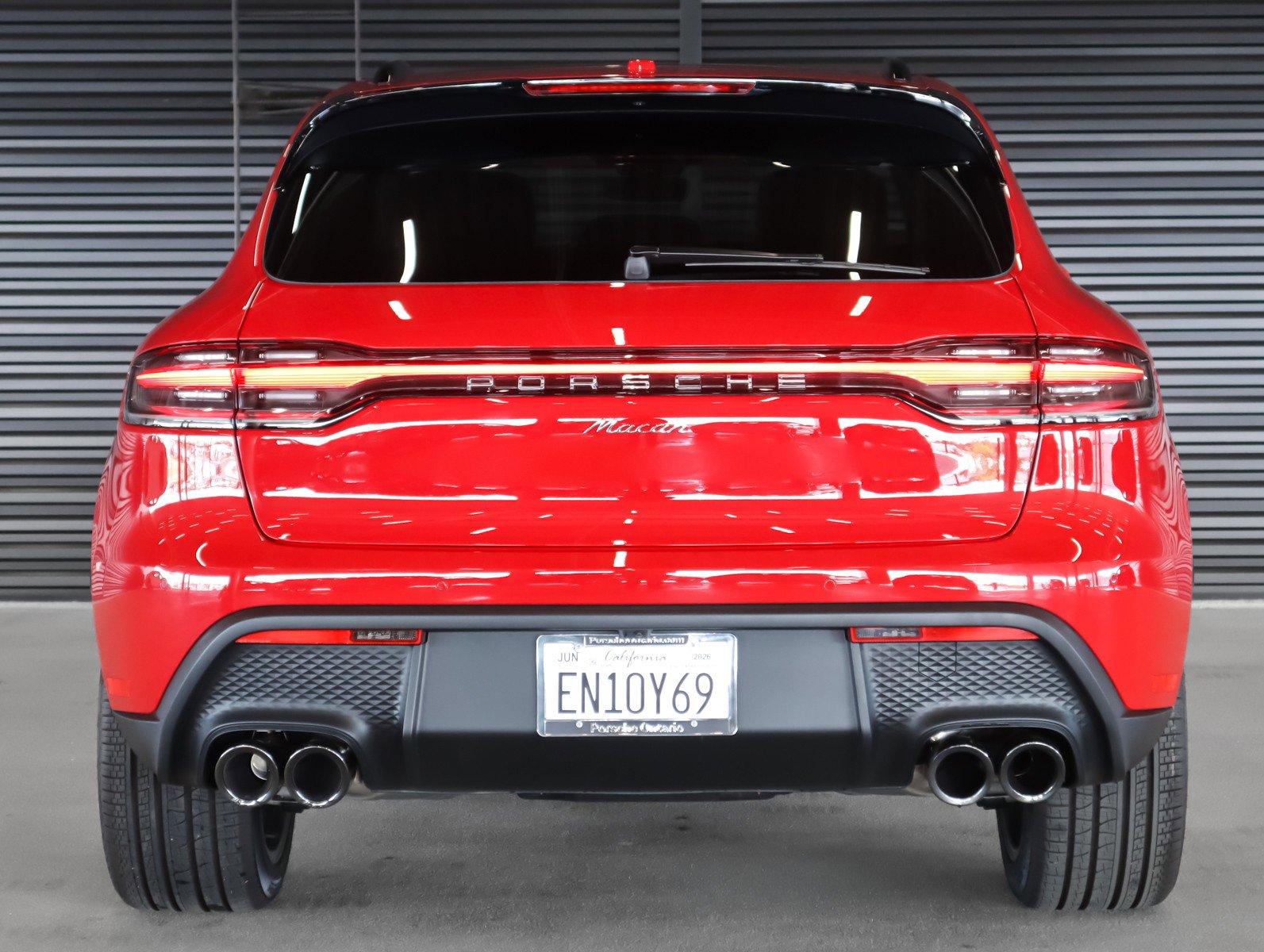 Used 2026 Porsche Macan AWD/4WD image 10