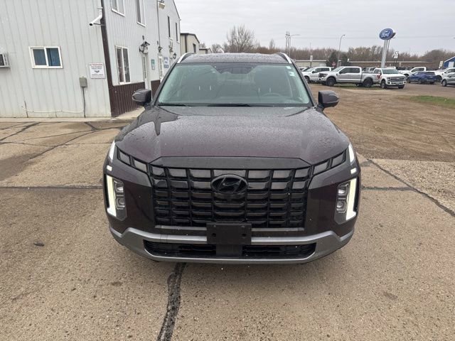 Used 2023 Hyundai Palisade Limited AWD/4WD image 2