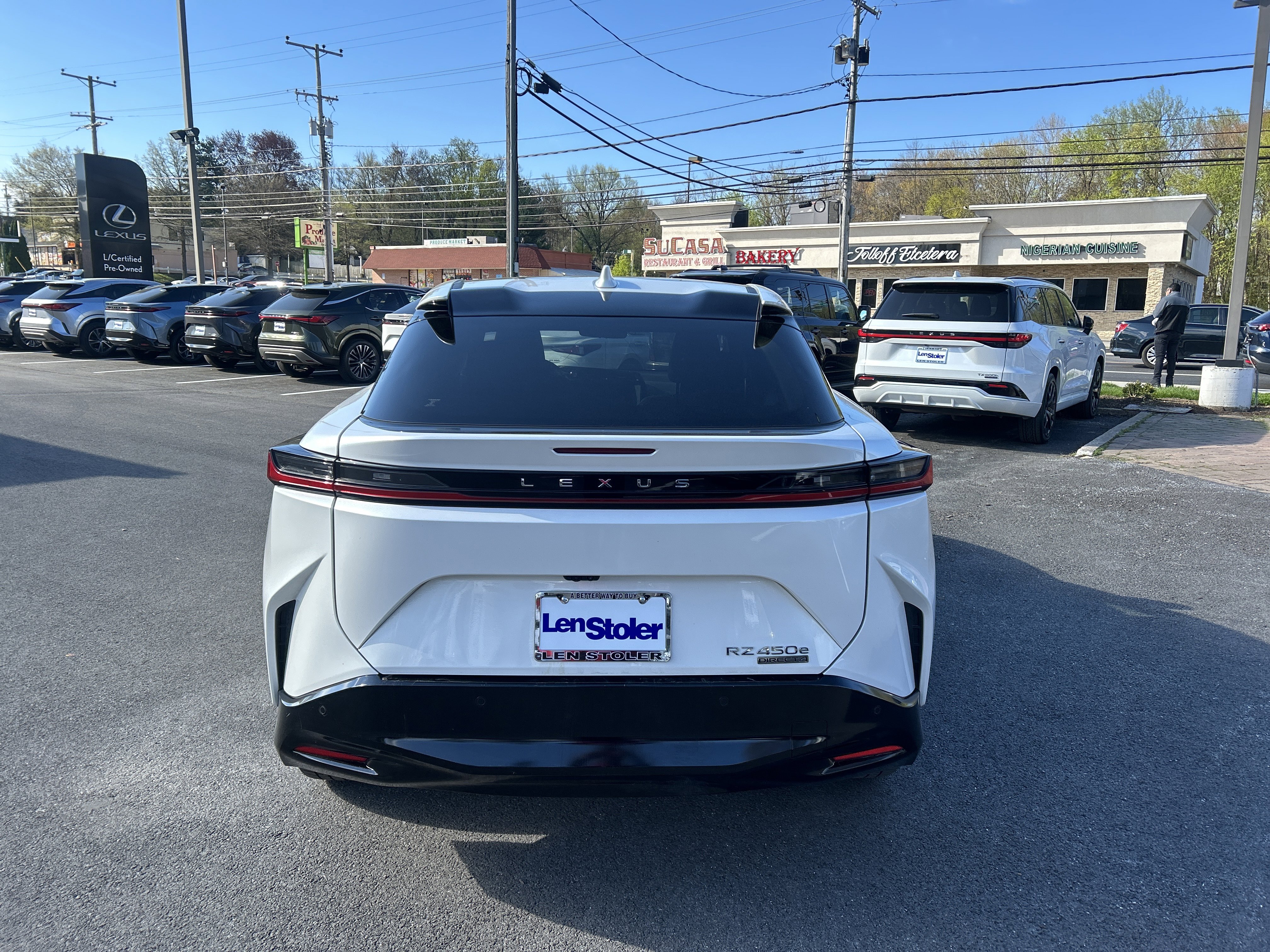 Used 2023 Lexus RZ 450e Premium w/ Technology Package image 4