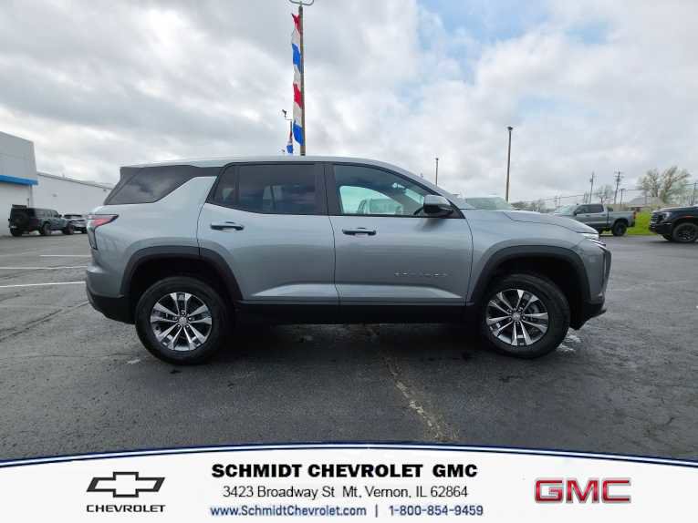 New 2026 Chevrolet Equinox LT image 4