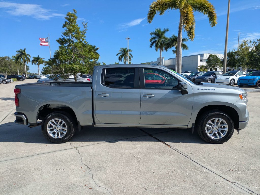 Used 2026 Chevrolet Silverado 1500 RST RWD image 3