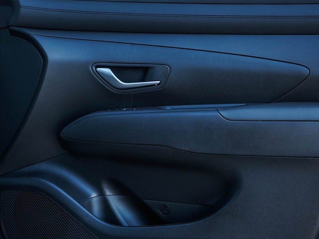 New 2026 Hyundai Tucson SE image 9