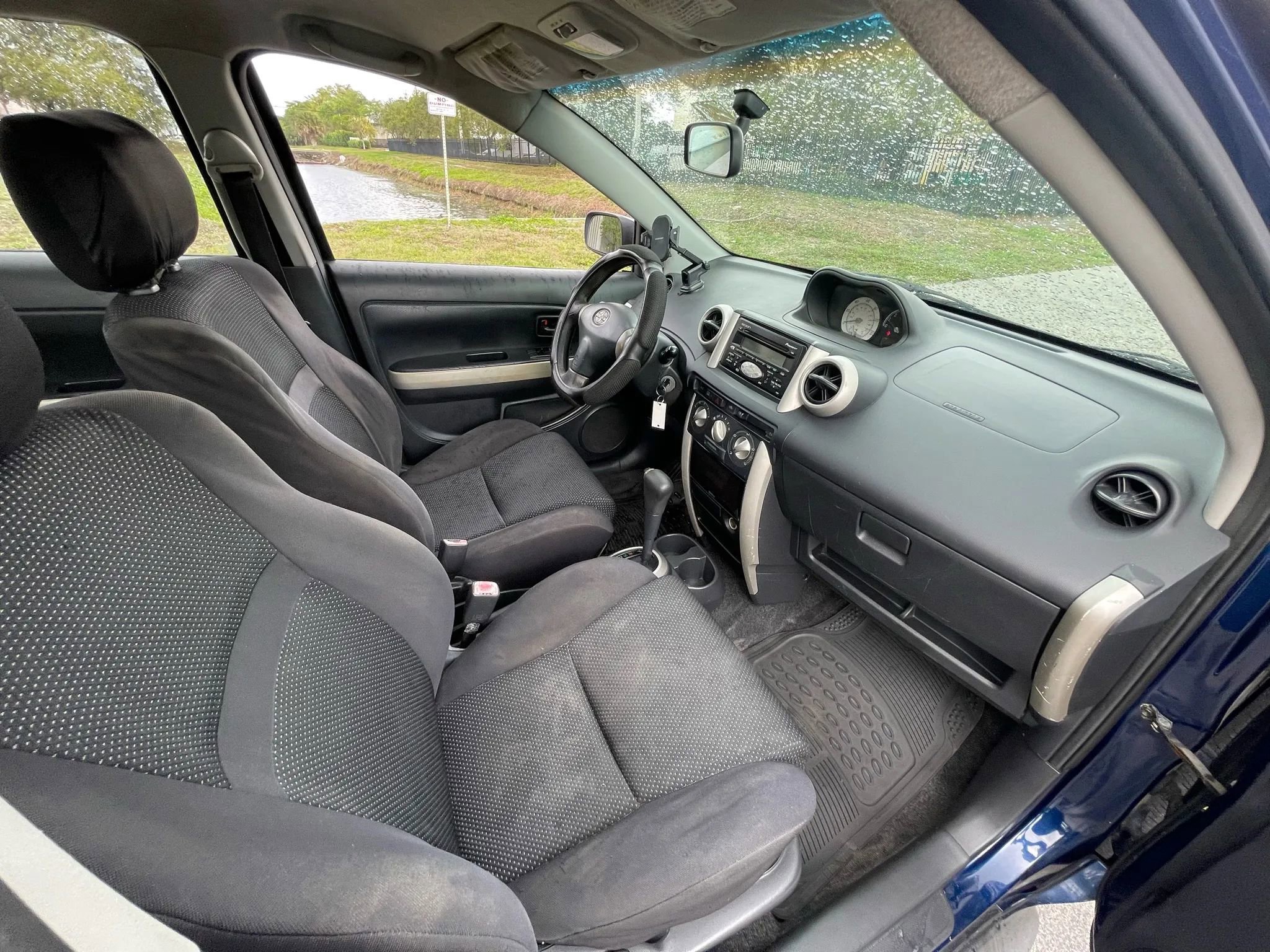 Used 2004 Scion xA image 21