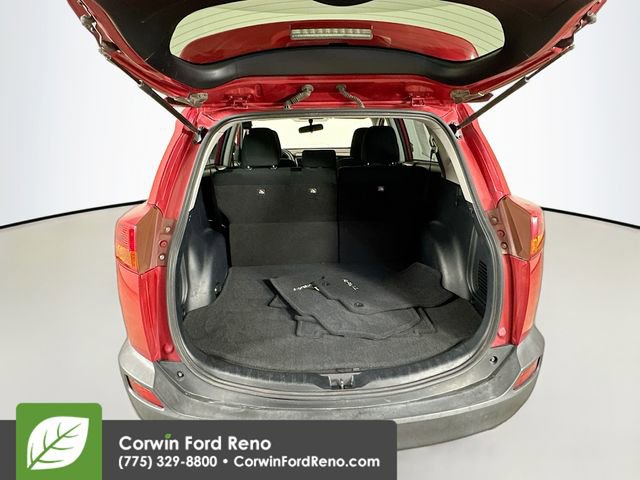 Used 2014 Toyota RAV4 LE image 23
