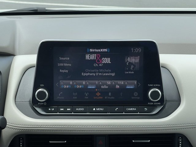 Certified 2023 Nissan Rogue SV image 27