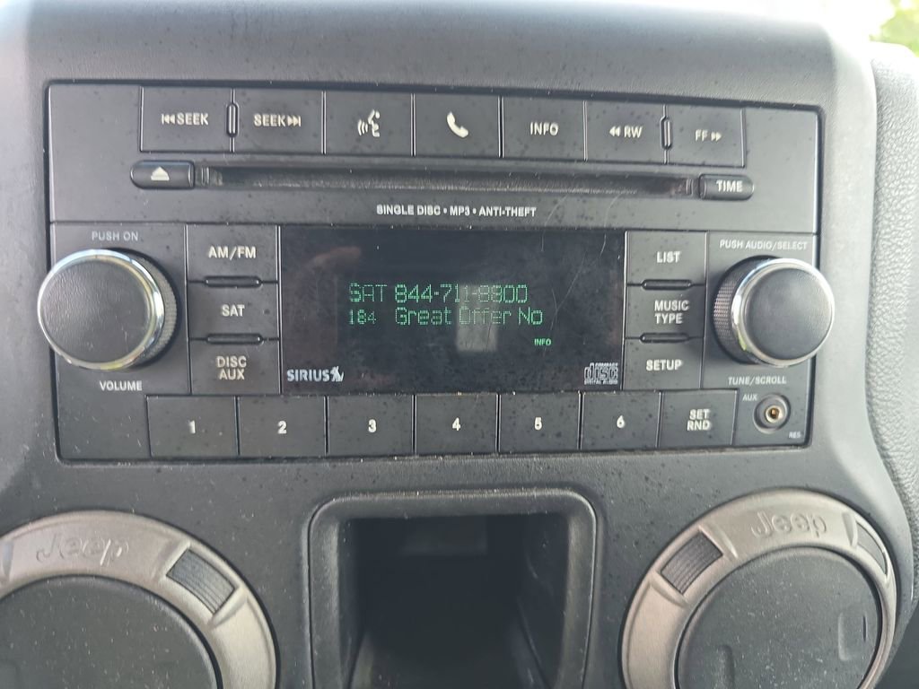 Used 2015 Jeep Wrangler Unlimited Sport AWD/4WD image 19