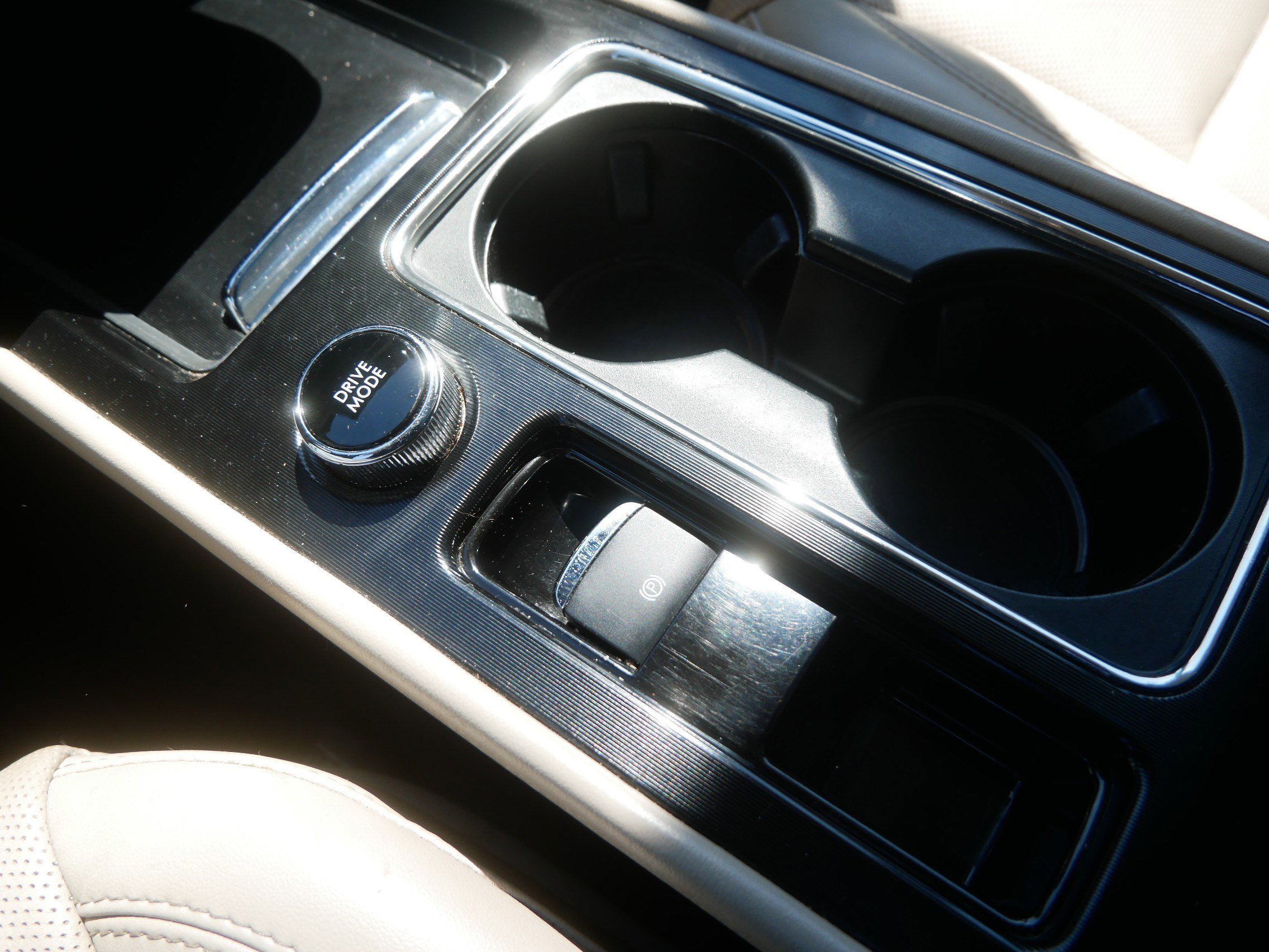 Used 2021 Lincoln Corsair AWD w/ Premium Package image 28