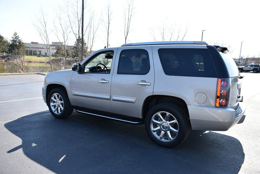 Used 2008 GMC Yukon Denali image 8