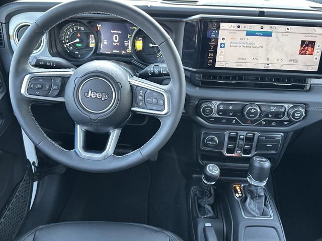 Certified 2025 Jeep Wrangler Unlimited Sahara w/ Safety Group image 22