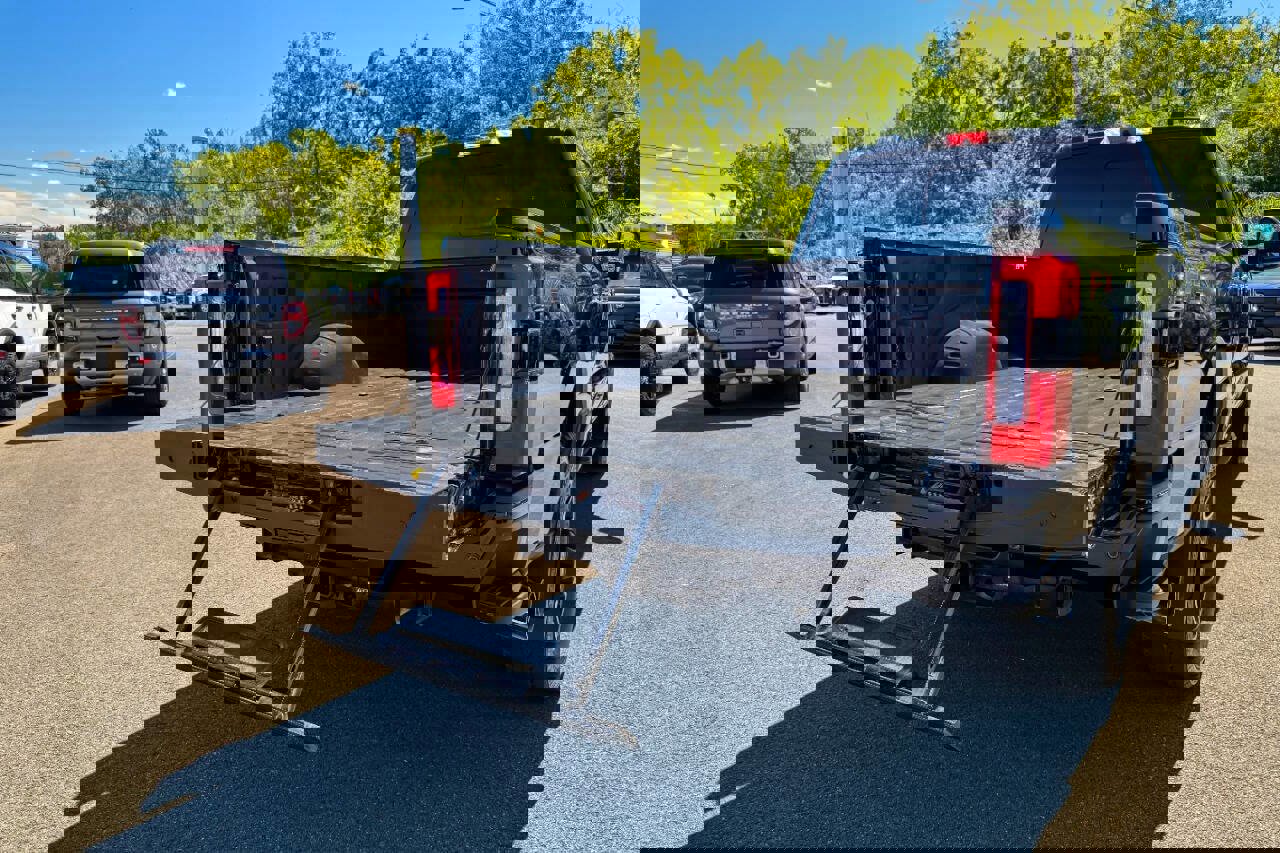 Used 2024 Ford F250 Platinum image 41