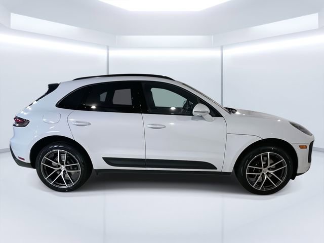 New 2026 Porsche Macan image 10