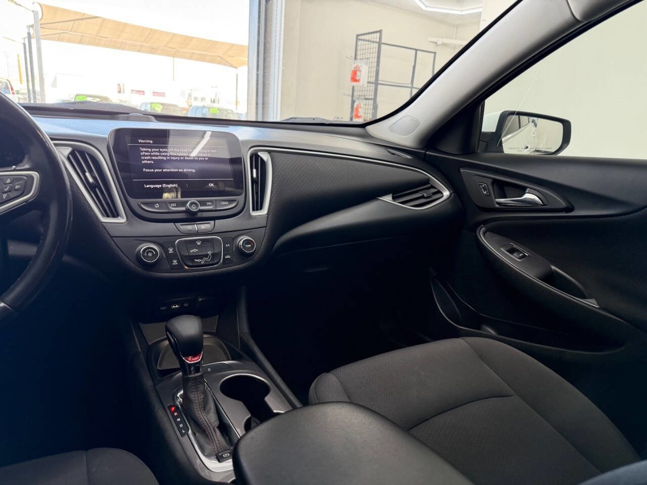 Used 2022 Chevrolet Malibu RS FWD image 18